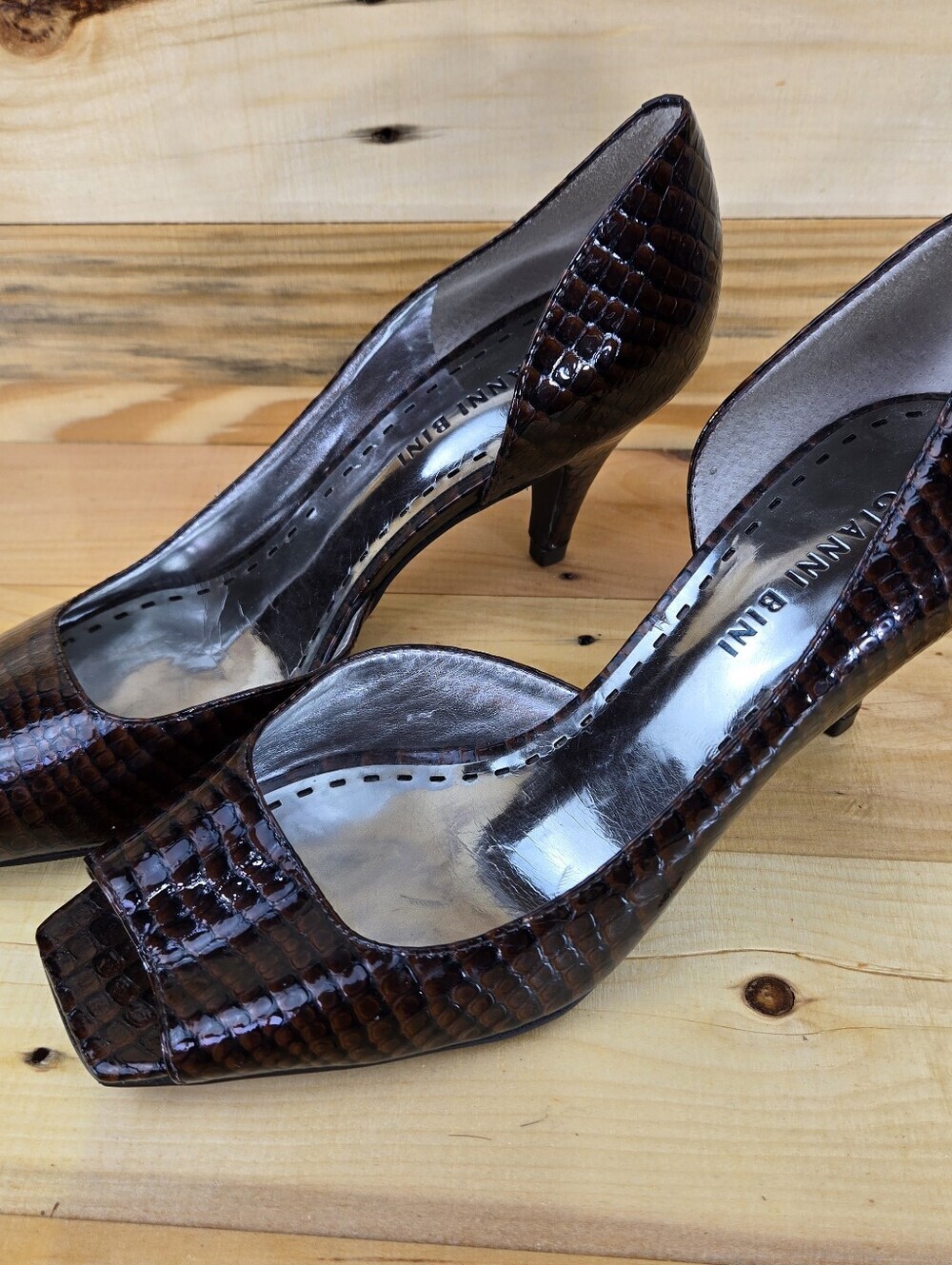 Gianni Bini Dark Brown Leather Peep Toe 2.5" Heels Womens Sz 7.5 M Rockabilly